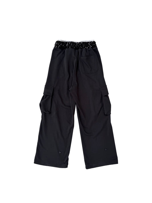 CHAI SS26 ヘラルディックプリント カーゴスウェットパンツ - スパンコールウエスト マルチポケットジョガー