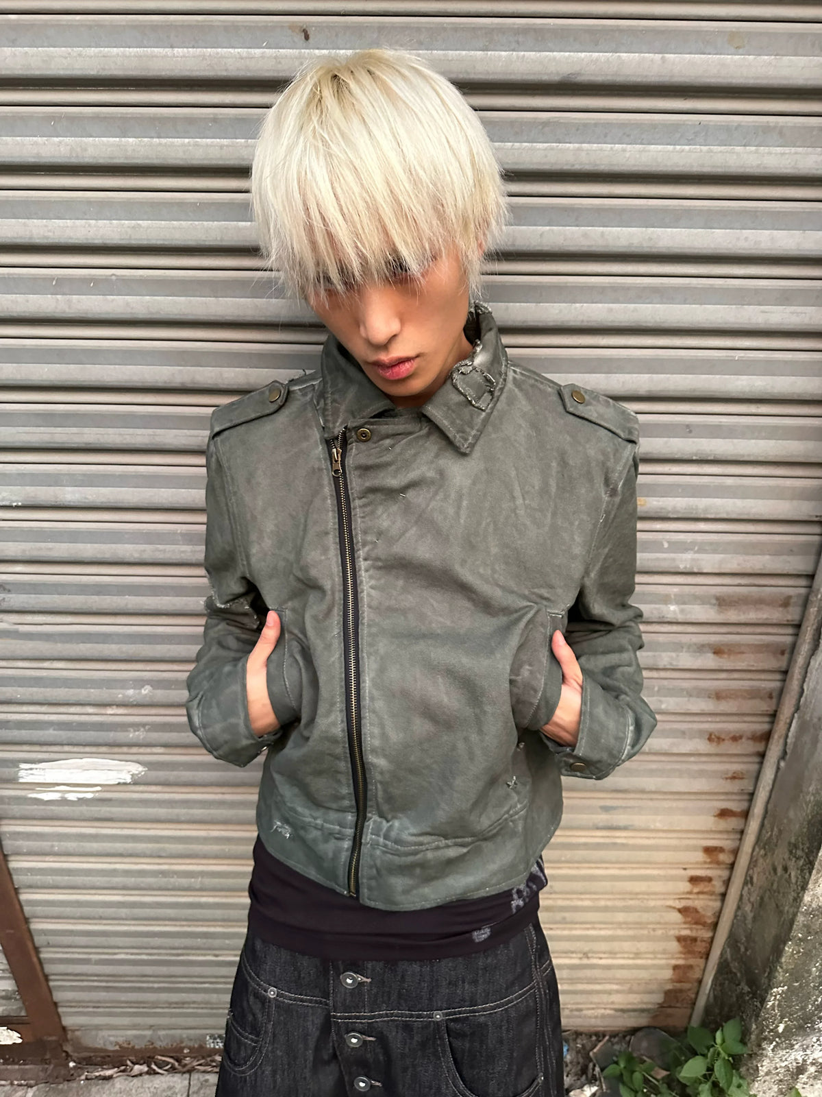 King Rat Print Dyed Cropped Biker Jacket - Gray Green front