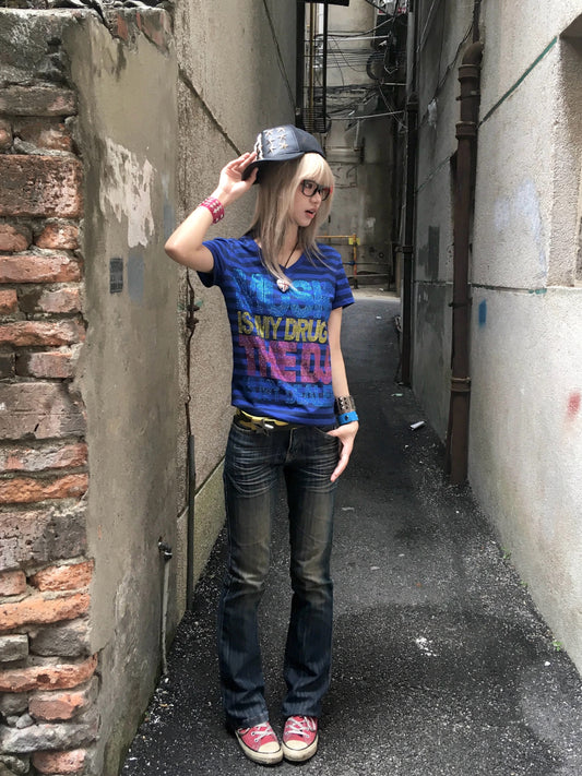 noE "MUSIC DRUG" Slogan Striped Tee - Vibrant Rhinestone Graphic Slim T-Shirt