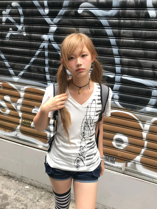 no E mosen "LovE Music" Rhinestone Baby Tee - Piano Keys Script V-Neck Slim Top