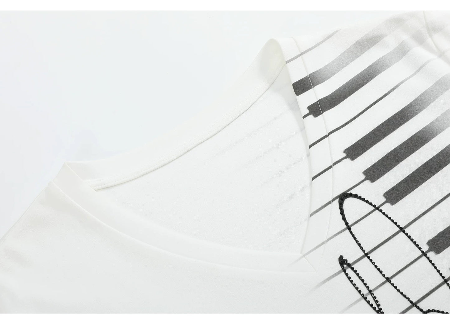 no E mosen "LovE Music" Rhinestone Baby Tee - Piano Keys Script V-Neck Slim Top